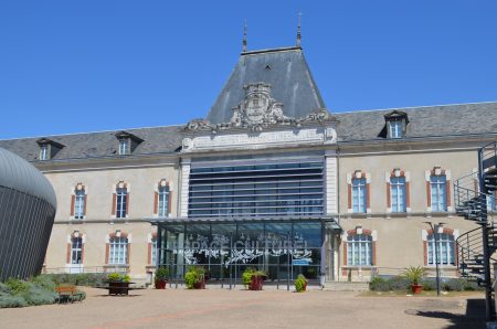 Consultation Médiathèque